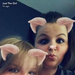 Meet your Posher, Amber